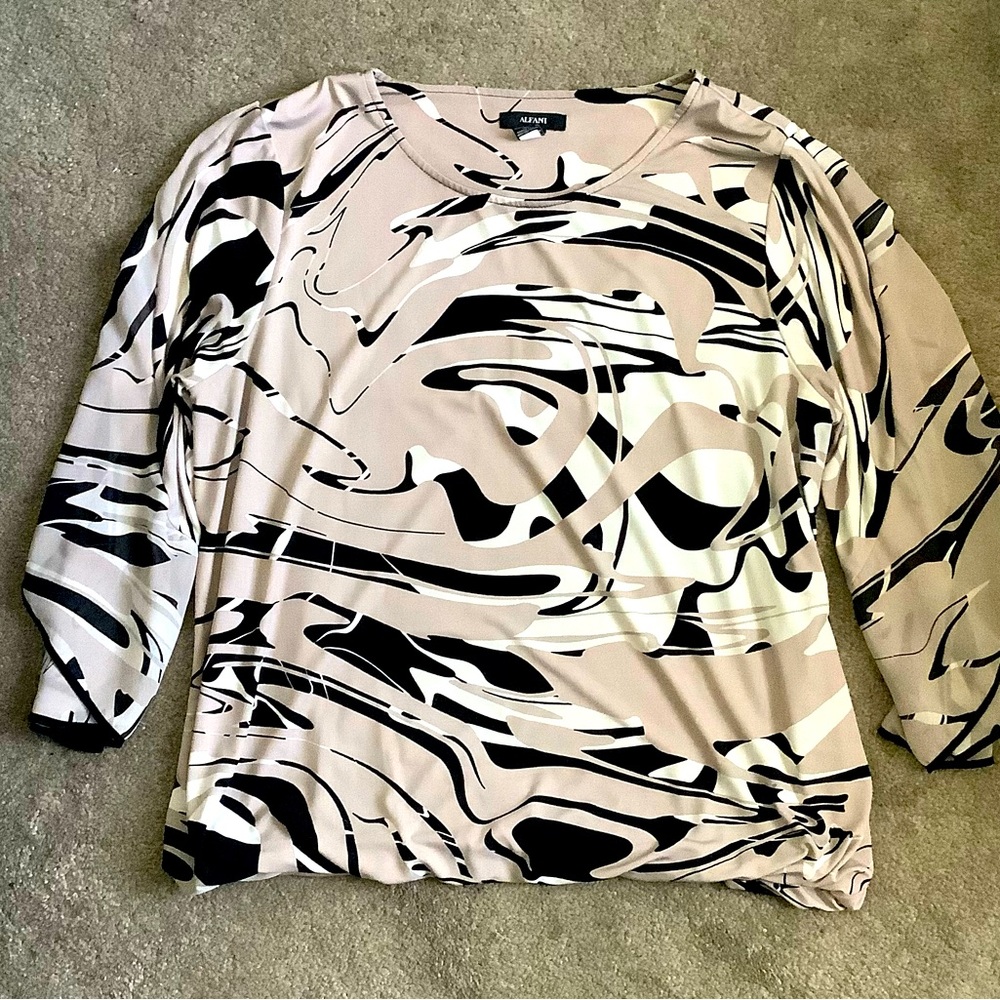 Alfani Large Women’s shirt